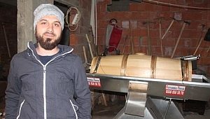 Amcası eziyet çekmesin diye makine ürettiler, şimdi seri üretime geçtiler