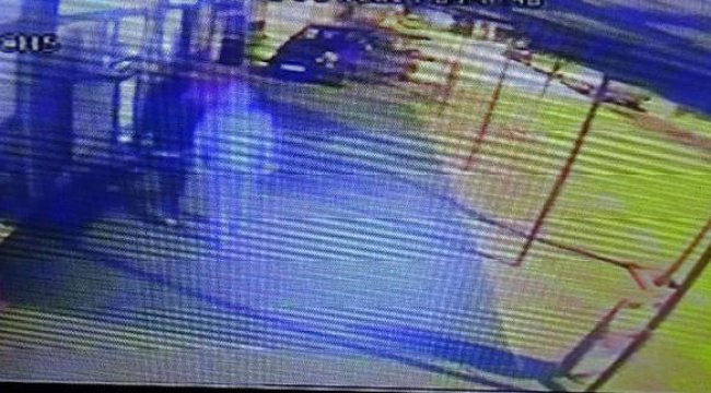 Hırsızlar Kameralara Aldırmadı
