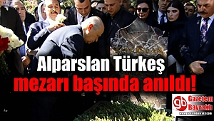 MHP'nin Kurucu Genel Başkanı Alparslan Türkeş mezarı başında anıldı