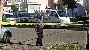 İzmir'de biri kadın iki kişi silahla yaralandı
