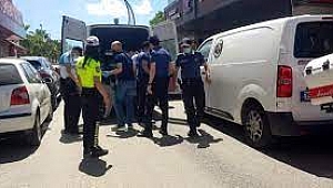 İzmir'de silahlı saldırı: 2 yaralı