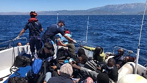 Çeşme açıklarında 26 göçmen kurtarıldı
