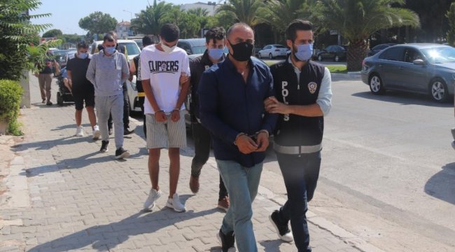Eğlence merkezi önündeki cinayete ilişkin adliyeye sevk edilen 4 kişi serbest bırakıldı