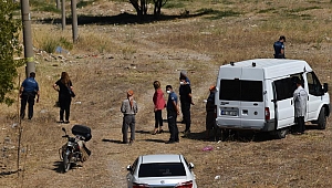 İzmir'de boş arazide ceset bulundu