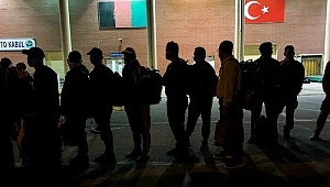 Taliban'ın yönetimi ele geçirdiği Afganistan'da uzmanlara göre Türkiye'nin stratejisi ne olmalı?