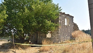 Urla'da baltalı dehşet! Cinayet zanlısı her yerde aranıyor