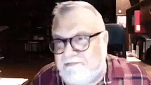 Celal Şengör'den skandal sözler: Eteğini kaldırıp tokat attım! Sosyal medyada büyük tepki
