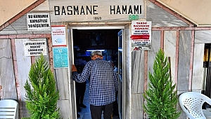 İzmir'de Basmane Hamamı kapılarını evsizlere açtı