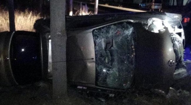 İzmir'de düğün dönüşü feci kaza! 4 yaralı