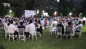 İzmir'de Gaziler Günü nedeniyle yemek düzenlendi