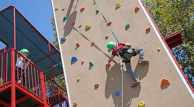 Karşıyaka’da “Macera Parkı” ziyaretçilerini bekliyor