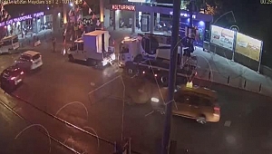 Memleket Partisi İzmir İl Başkanı Oğuz, parti bayraklarının kaldırılmasına ilişkin görüntüleri paylaştı