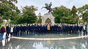 Bütün partiler birleşti: Atatürk ortak değerimiz