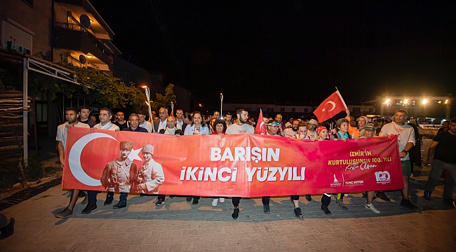Başkan Soyer 400 kilometrelik tarihi yürüyüşü başlattı