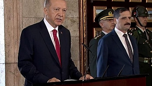 Cumhurbaşkanı Erdoğan ve YAŞ üyelerinden Anıtkabir ziyareti