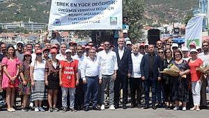 Foça Belediyesi işçileri için toplu sözleşme imzalandı