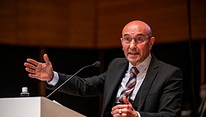 Başkan Soyer’den güvenlik personelini darp eden siyasetçilere sert tepki: “Yargıya başvuracağız”