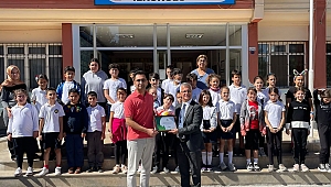 Gaziemir’in geri dönüşen atık avcıları ödüllerini aldı