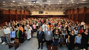 Konak’ta “Güçlü kadın, güçlü anne, güçlü çocuk” konuşuldu