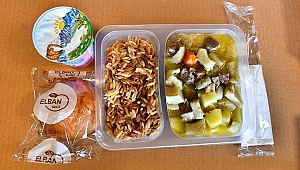 Tunç Soyer, üniversite öğrencilerine ücretsiz yemek dağıtımına başlayacaklarını duyurdu