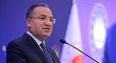 Bakan Bozdağ: Kadına yönelik şiddetle mücadelede kadınlardan yana tarafız