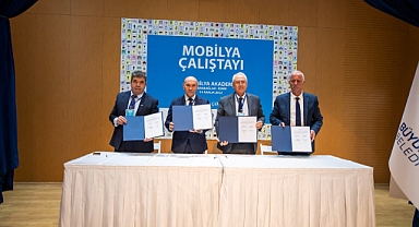 Başkan Soyer’den mobilyacılara kooperatifleşme çağrısı