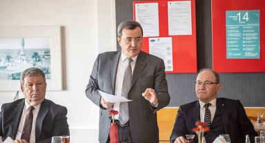 Batur’dan İZGEP toplantısında kentsel dönüşüm vurgusu