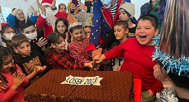 LÖSEV etkinlikleri ile yeni yılı 7'den 70'e umutla karşılıyor