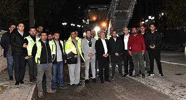 Muhtarlardan asfalt teşekkürü
