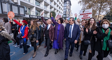 Tunç Soyer “Toplumdaki kadın izini büyütmek zorundayız”