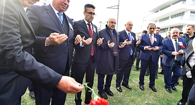Fethi Sekin ve Musa Can anıldı