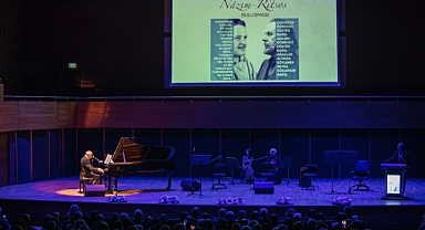 Nazım Hikmet ile Yannis Ritsos İzmir’de şiir ve şarkılarla anıldı