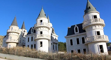 Burj Al Babas, Katar, Bahreyn, Kuveyt, Dubai ve Suudi Arabistan'daki müşterilere satılan Şato villaların sahibi: Burada kalınmaz