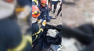Deprem enkazında yaklaşık 2 milyon dolar buldular! Özel harekat eşlik etti