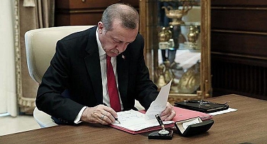 Erdoğan imzaladı! Atama ve görevden alma kararları Resmi Gazete'de, isim isim yayımlandı