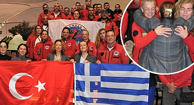 Yunan arama-kurtarma ekibi gözyaşlarıyla uğurlandı... 'Elimizden geldiğince çabaladık'