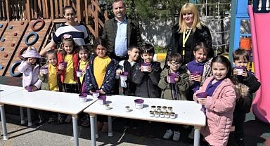 Bornovalı minikler toprağa dokundu