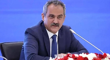 Bakan Özer'den 23 Nisan Ulusal Egemenlik ve Çocuk Bayramı mesajı