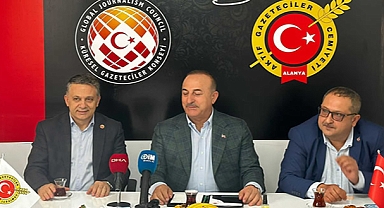 Bakan Çavuşoğlu'ndan KGK'ya Kamu Diplomasisi teşekkürü