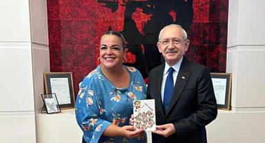 Sosyolog, Yazar, Tv Programcısı ve İzmir Alaçatı Lions Kulübü Başkanı Neslihan Karayılan ve CHP Genel Başkanı Kemal Kılıçdaroğlu bir araya geldi!