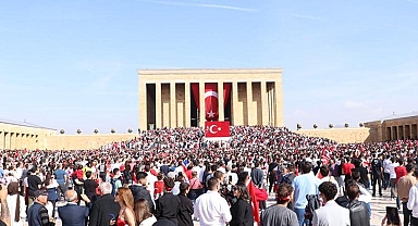 29 Ekim'de Anıtkabir'e ziyaretçi akını: Rekor kırıldı