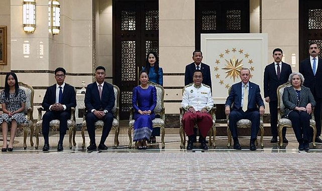 Cumhurbaşkanı Erdoğan'dan Beştepe'de büyükelçi kabulü