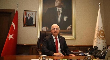 Milli Savunma Bakanı Güler'den Atatürk'e anma