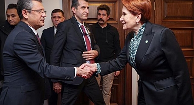 Özgür Özel'den Meral Akşener’e taziye ziyareti