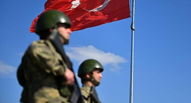 2'si terör örgütü mensubu 4 kişi sınırda yakalandı