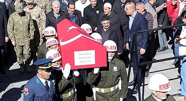 Mardin'de kalp krizi geçiren üsteğmen son yolculuğuna uğurlandı
