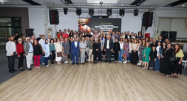 Menemen'de çömleğin izinde ödülleri verildi
