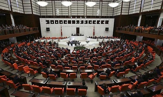 Sosyal medyadan duyurdu! DEVA Partisi İzmir Milletvekili Seda Kaya Ösen partisinden ayrıldı
