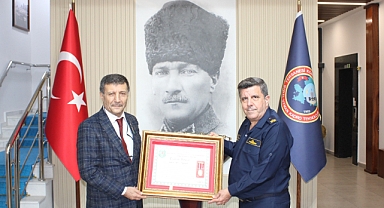 Harp Malulü Gaziler Derneği’nden Tuğamiral Korkut Şen’e Ziyaret