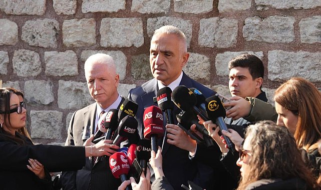 Bakan Ersoy'dan İlber Ortaylı için duygusal veda: 